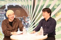 左から森直人、徐昊辰。