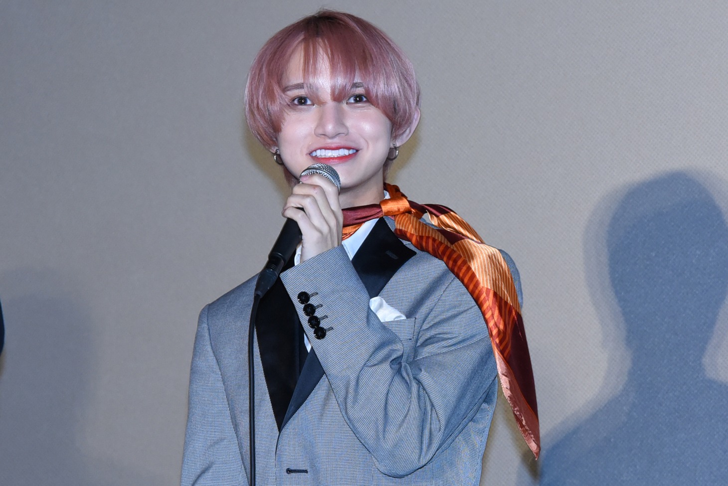 とまん