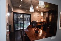 自宅のダイニングと書斎。