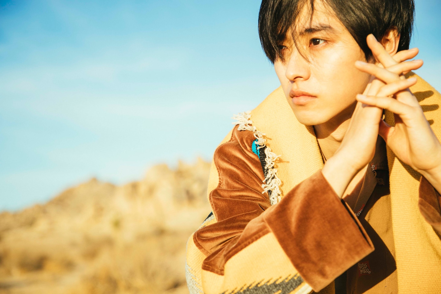 山崎賢人写真集「KENTO YAMAZAKI」より。