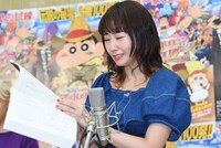 アフレコに挑戦する木南晴夏。