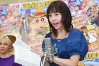 アフレコに挑戦する木南晴夏。