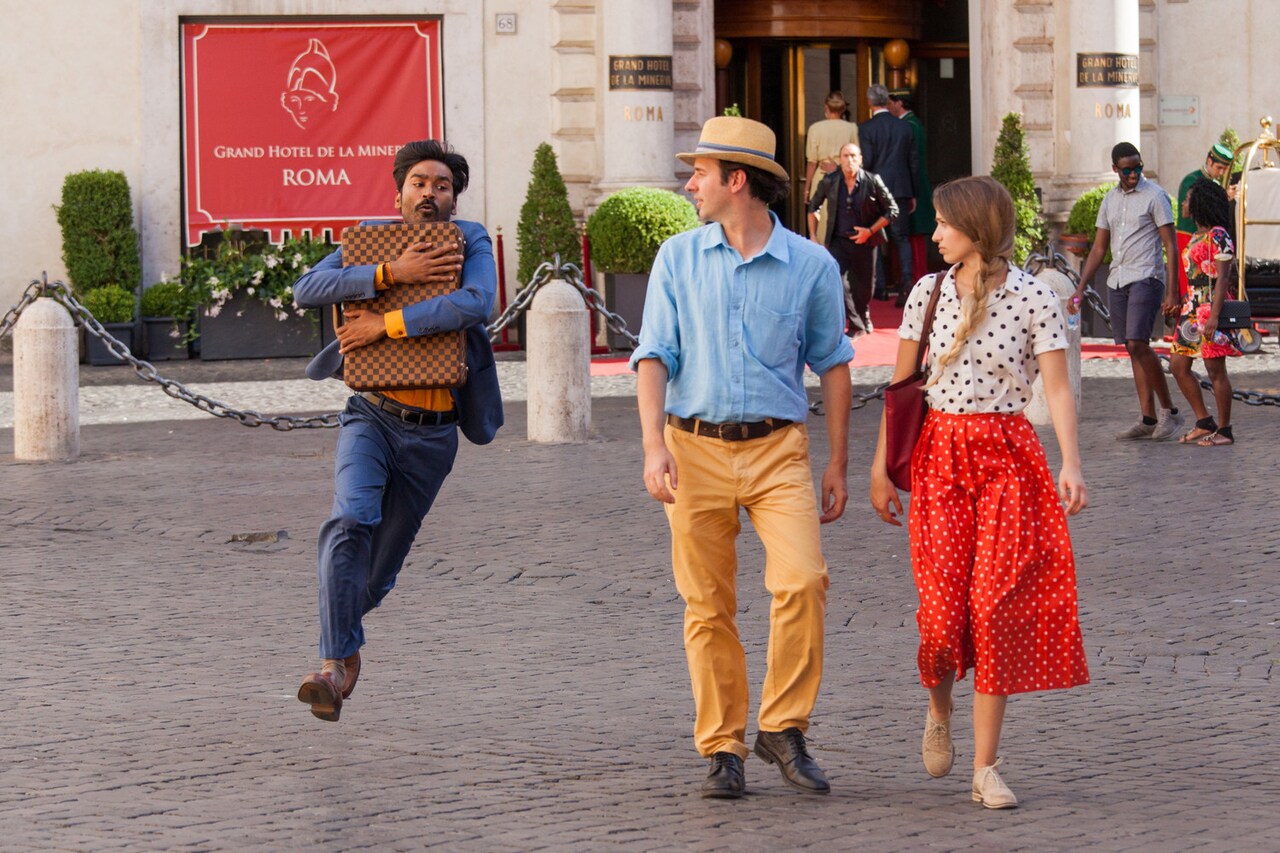 “クローゼットに閉じこめられた男”映す予告編公開「僕の人生はどうなってる!?」