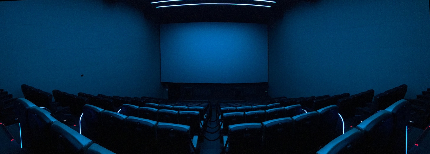 韓国・CGV龍山アイパークモールに設置された4DX with ScreenXのシアター。