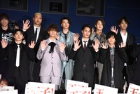 映画「PRINCE OF LEGEND」初日舞台挨拶の様子。