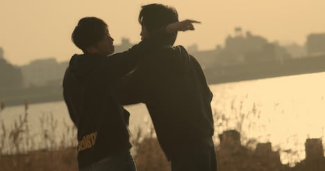 「1人のダンス」 (c)すねかじり STUDIO