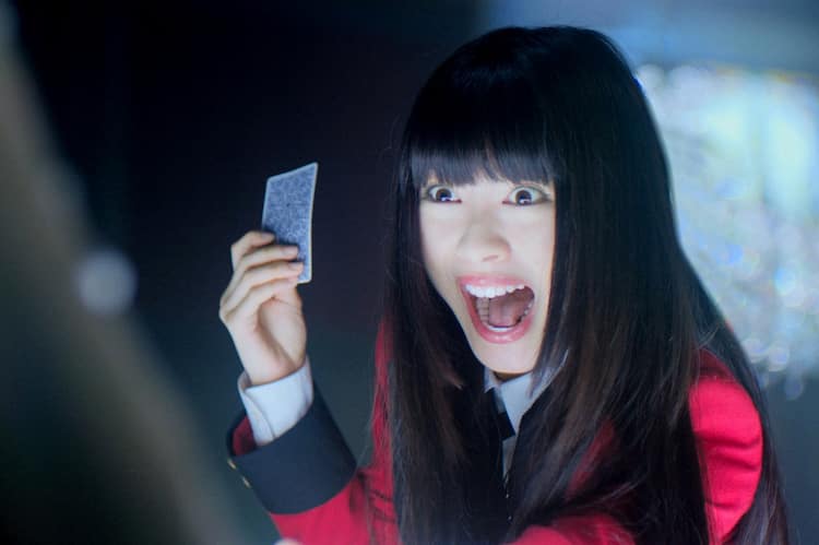 浜辺美波主演「賭ケグルイ」は“どエンタメ”！監督「クルった彼女たちが 