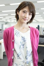 若月佑美演じる野村由里。