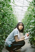 「もみの家」より、南沙良演じる本田彩花。