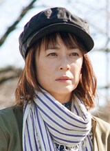 佐藤仁美演じる今田聖子。