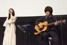 「L▽DK ひとつ屋根の下、『スキ』がふたつ。」舞台挨拶の様子。左から上白石萌音、内澤崇仁（androp）。