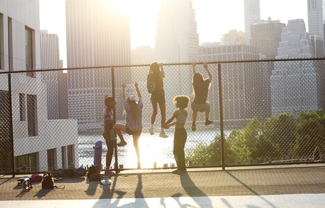 「スケート・キッチン」