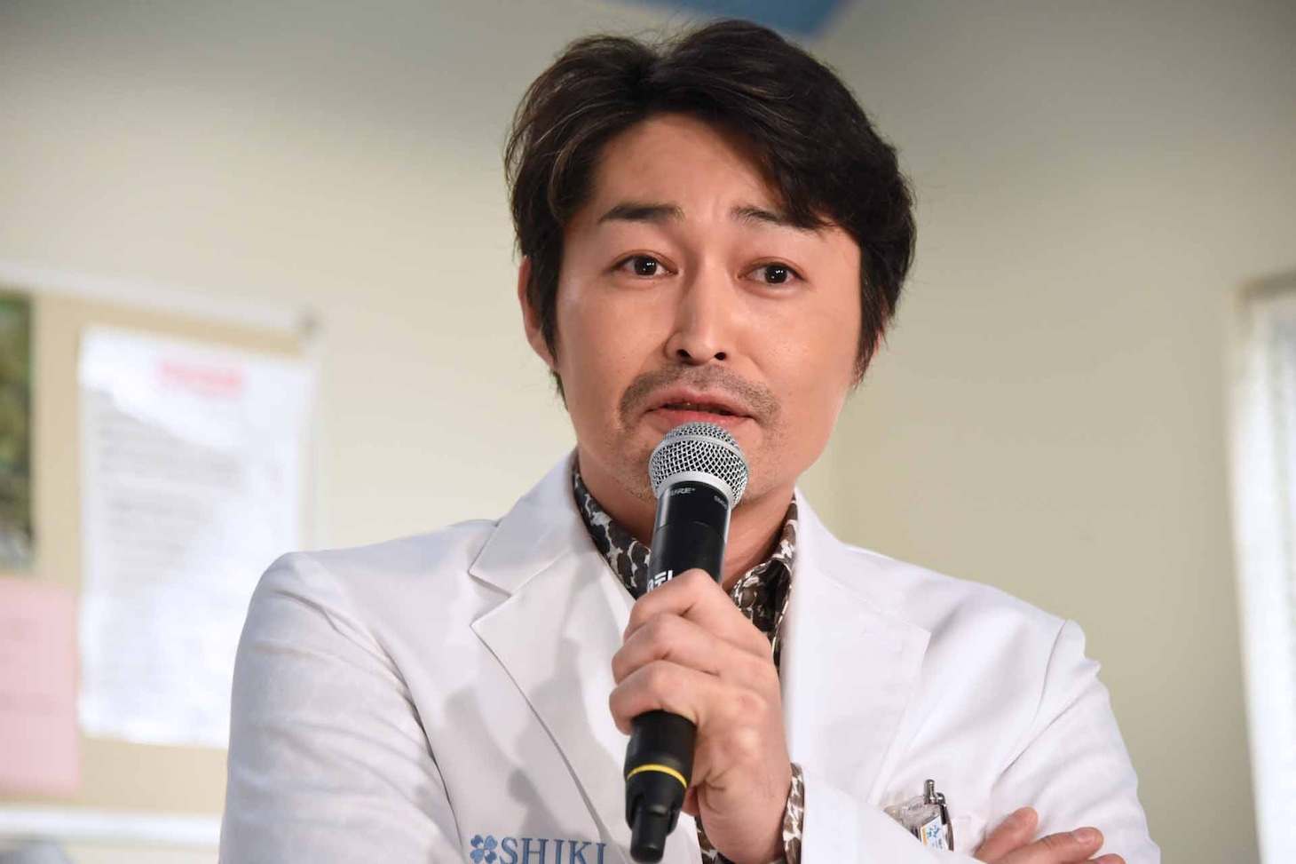 安田顕