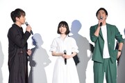 左からTAKAHIRO、柴田杏花、秋山真太郎。