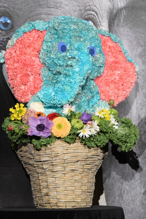 ダンボの形のブーケ。
