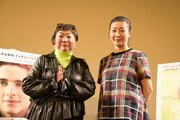 左から湯山玲子、森田聖美。