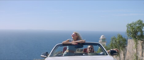 「ビッチ・ホリデイ」