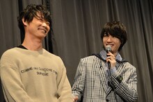 左から笠松将、桜田通。