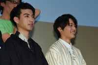 左から福山翔大、小林亮太。