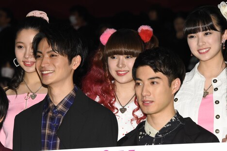 左から山本涼介、福山翔大。