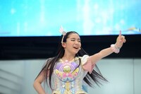 虹色ユリア役の増田來亜。