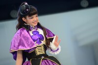 紫月ヨツバ役の原田都愛。