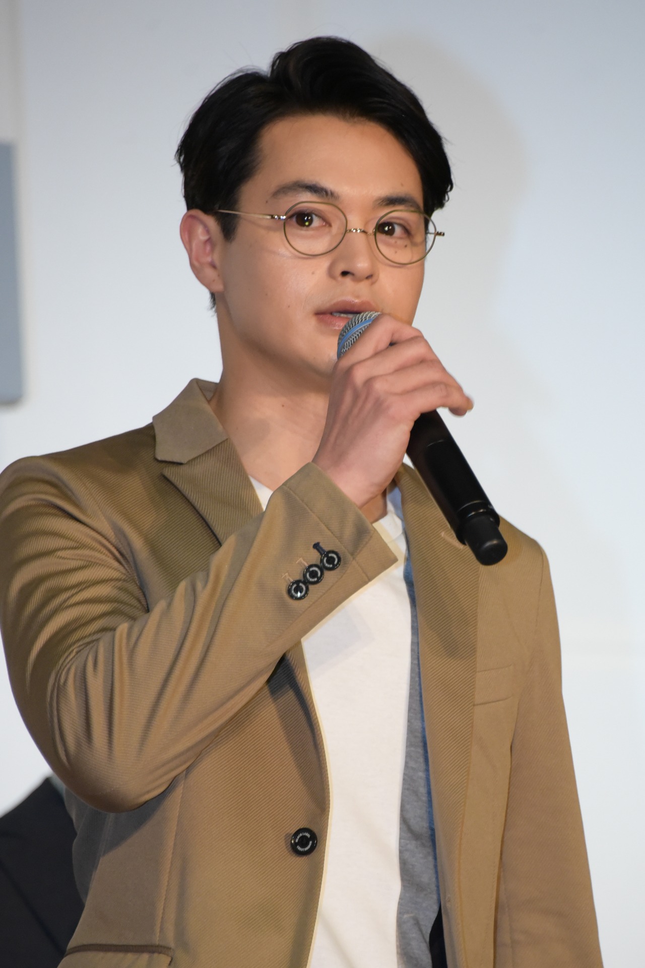 瀬戸康史