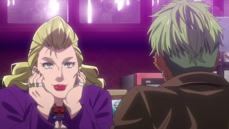 「KING OF PRISM -Shiny Seven Stars- III レオ×ユウ×アレク」より、大和アレクサンダーの母・ヴィクトリア（左）。