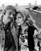 「ミニー＆モスコウィッツ」より、シーモア・カッセル（左）とジーナ・ローランズ（右）。（写真提供：Universal Pictures / Photofest）