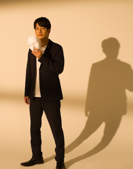 溝端淳平演じる新谷洋輔。