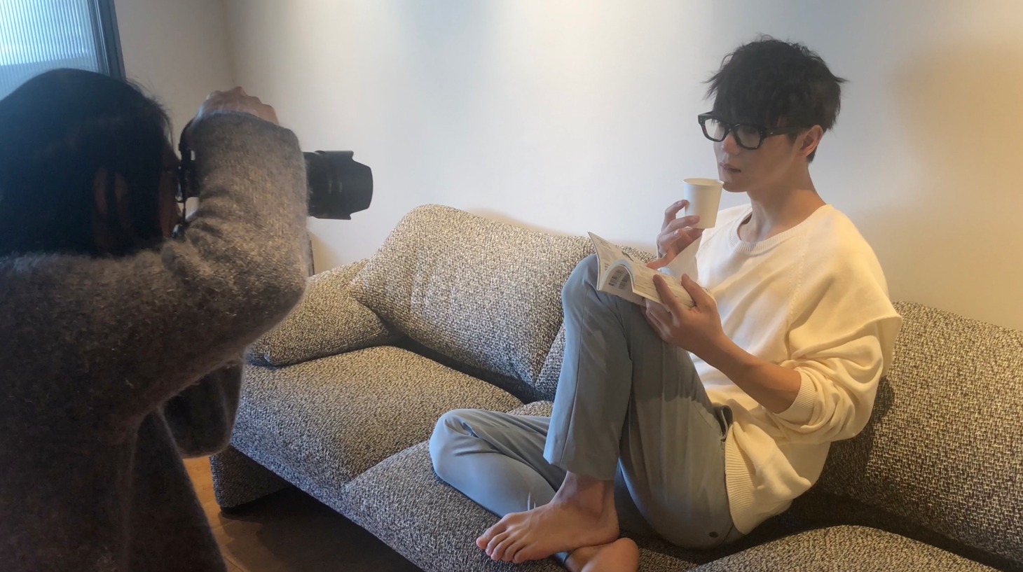 「窪田正孝×写真家・齋藤陽道 カレンダー2019」メイキングカット