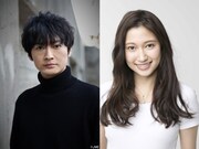 左から渋江譲二、大野いと。