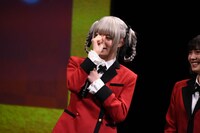 柳美稀に「飼われたい」と言われ、照れる池田エライザ。