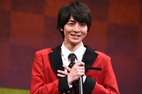 英勉に褒められ、感激する高杉真宙。