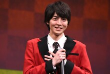 英勉に褒められ、感激する高杉真宙。