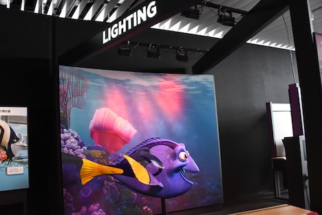 “ライティング”コーナーの一部。