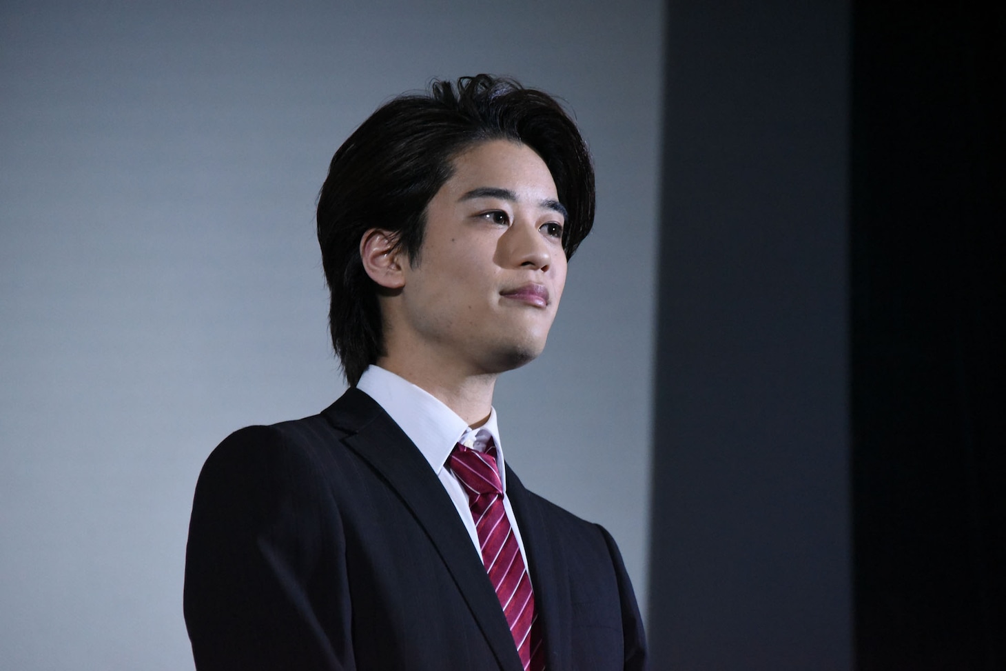 石田隼