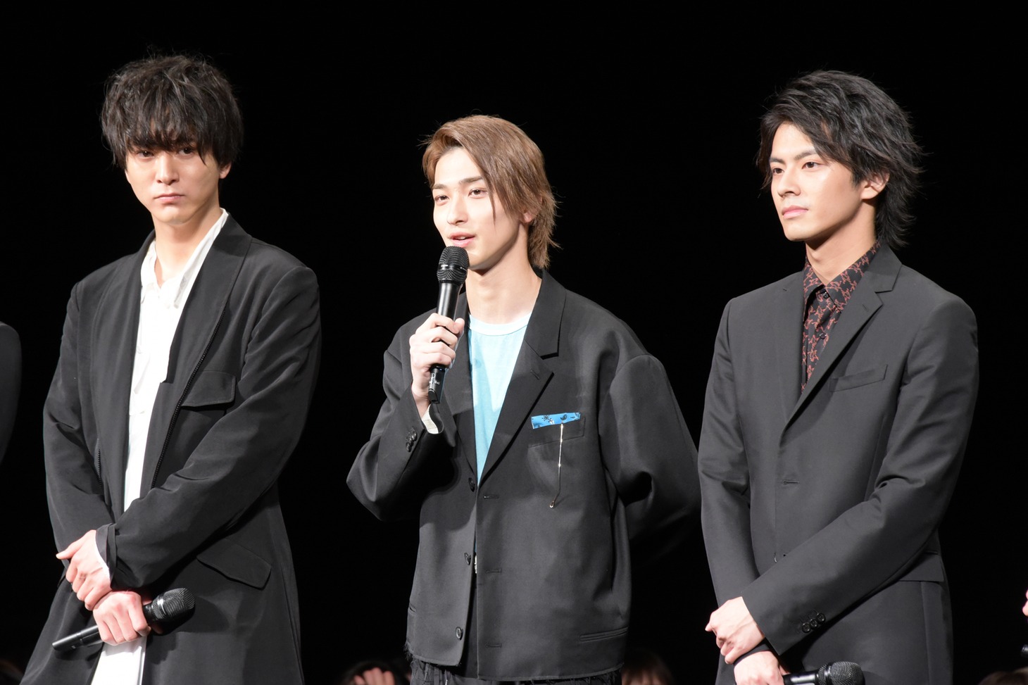 左から浅香航大、横浜流星、中尾暢樹。