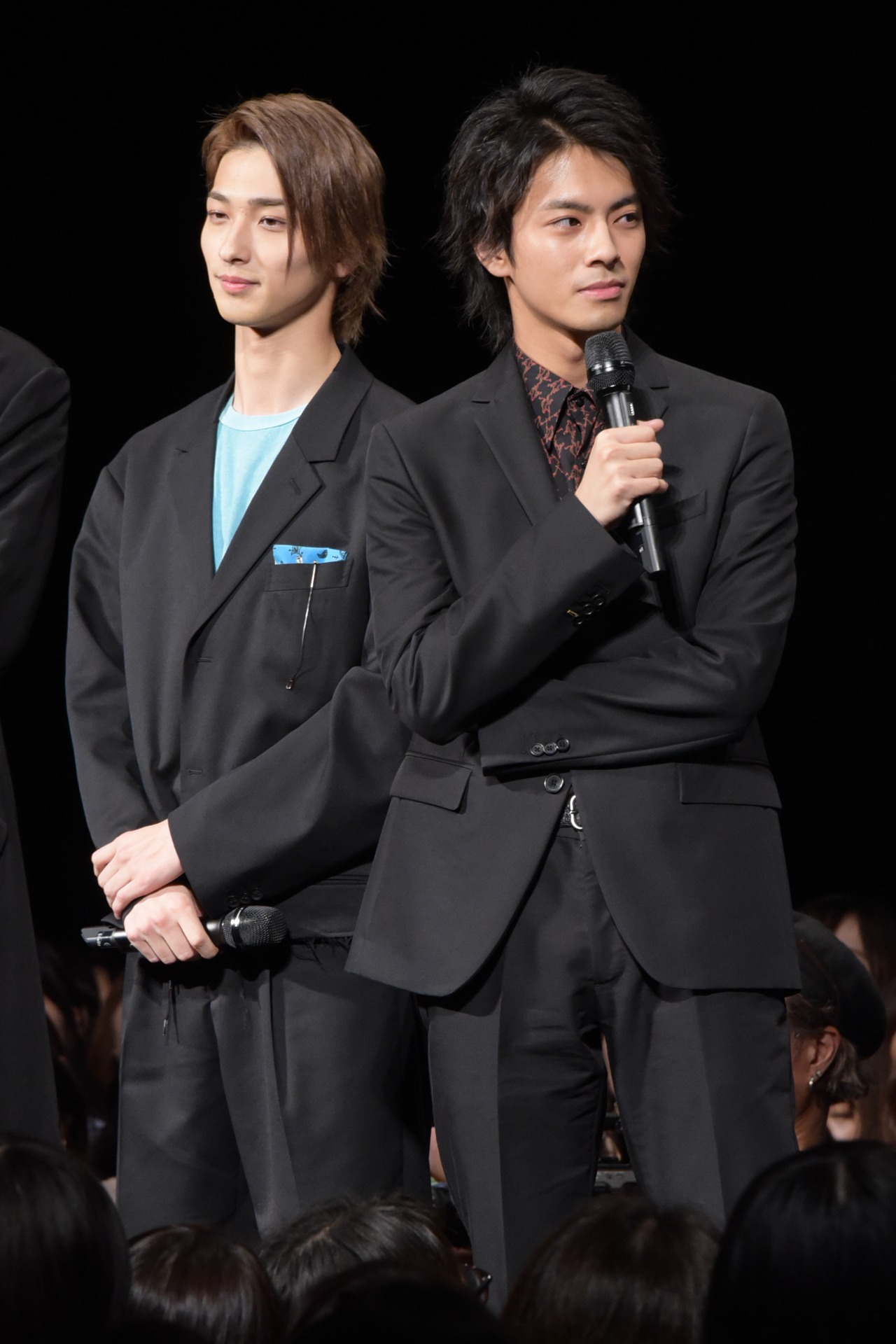 左から横浜流星、中尾暢樹。