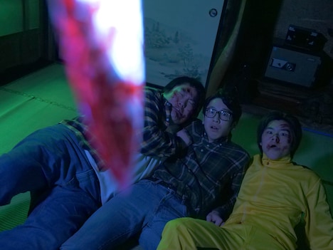 「スマホ拾っただけなのに」