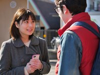 「スマホ拾っただけなのに」