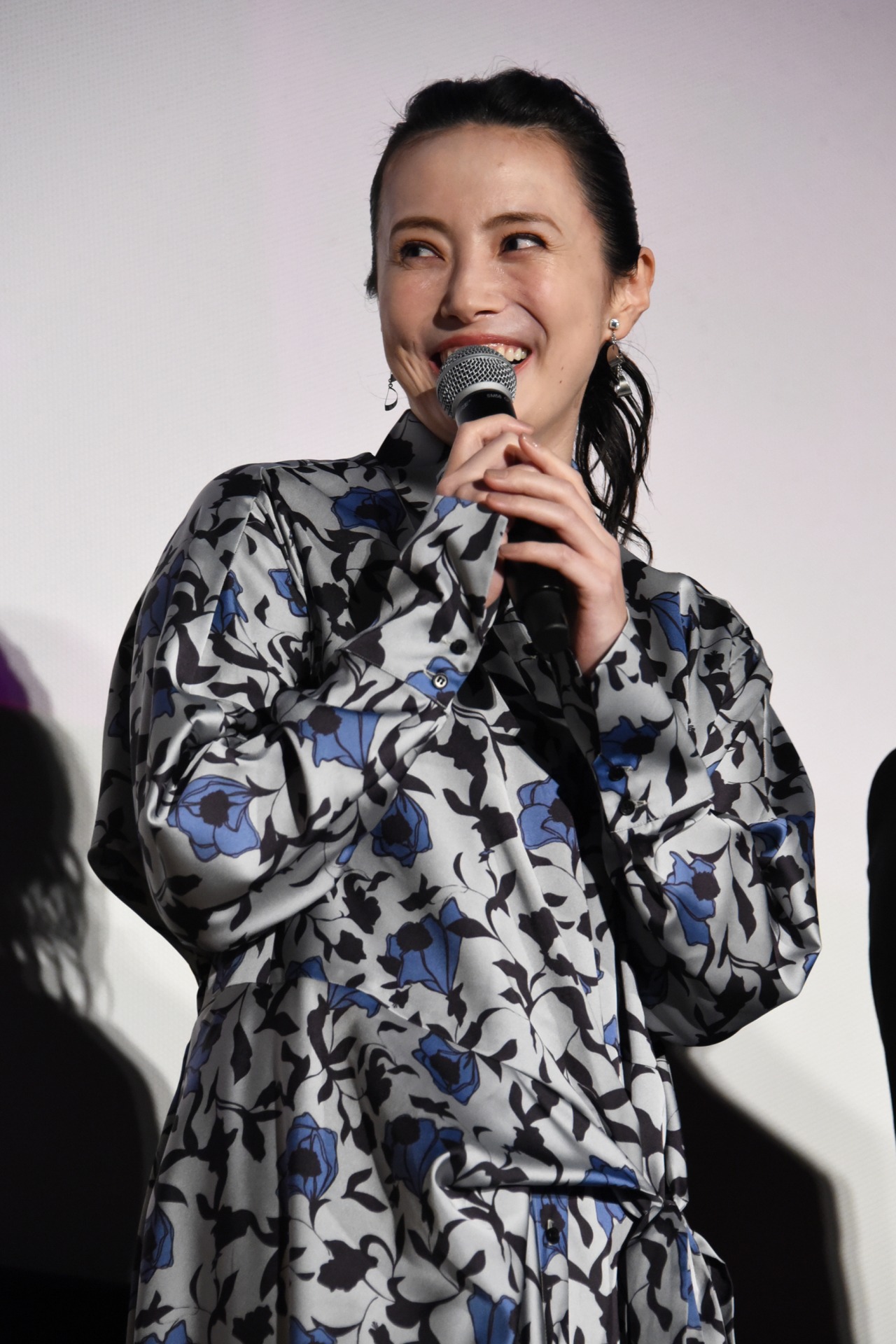美村里江