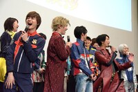 「ルパンレンジャーVSパトレンジャーVSキュウレンジャー」完成披露舞台挨拶の様子。