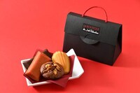 ジョエル・ロブション 焼き菓子4個セット（コフレバッグ付き、税込2000円）