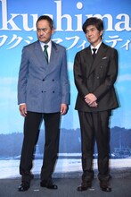 左から渡辺謙、佐藤浩市。