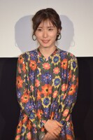 松岡茉優