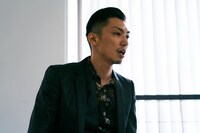 奥野瑛太演じる吉岡。