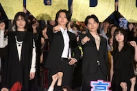 左から長澤まさみ、山崎賢人、吉沢亮、橋本環奈。