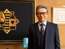 升毅演じる玉造清。