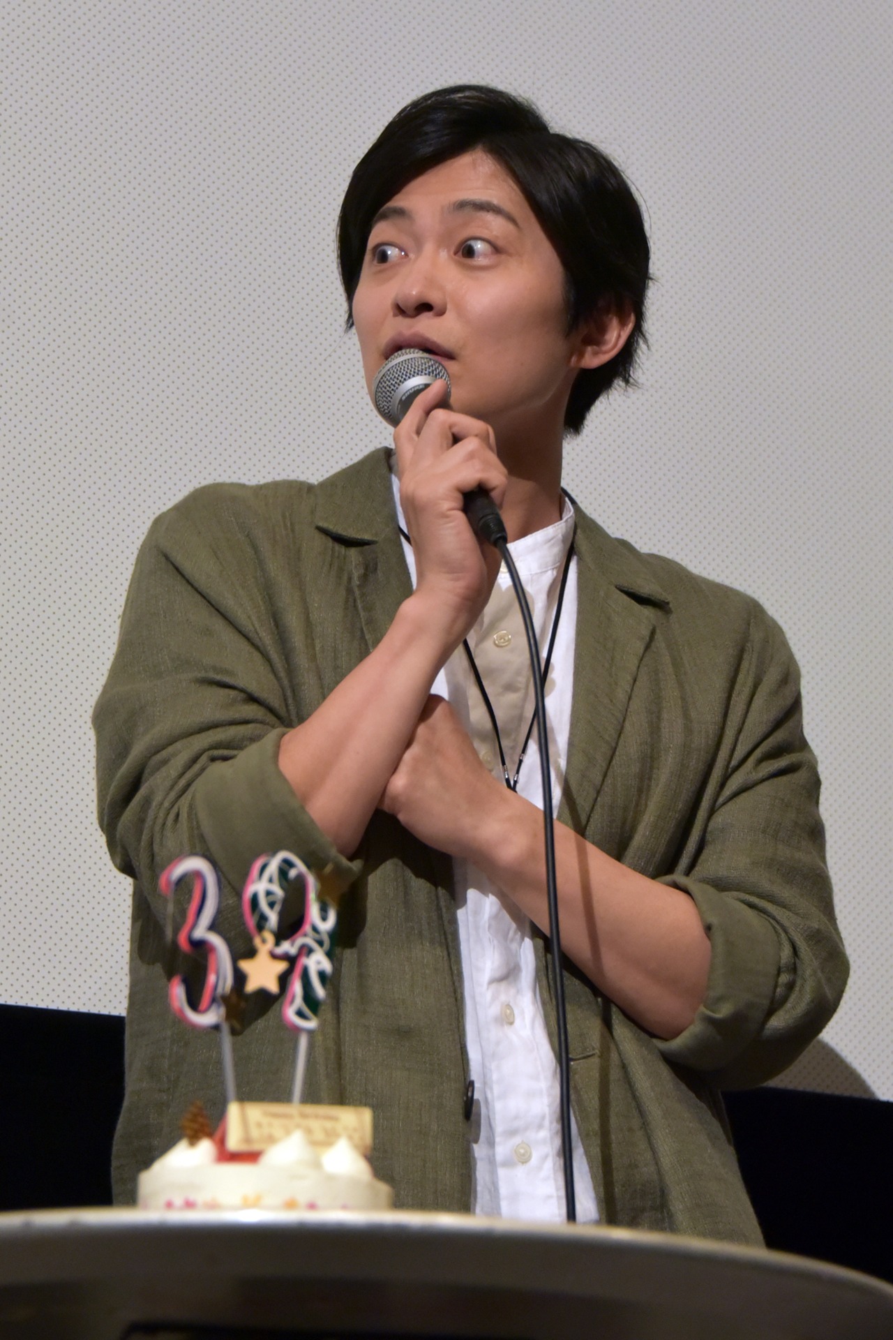 下野紘